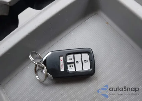 2016 Honda Odyssey Se from USA, damaged, VIN 5FNRL5H34GB023996